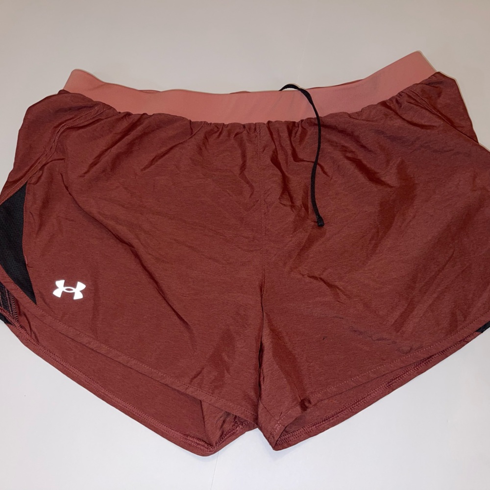 Under Armour Women’s XL Loose HeatGear Rose Athletic Shorts